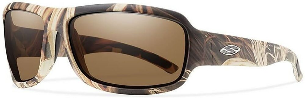 Copper-or-bronze-lenses-enhance- contrast-and-depth-perception-making-them-versatile-for-variable- lighting-during-outdoor-shooting.