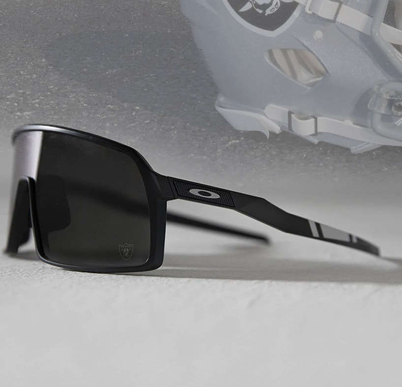 OAKLEY NFL Sutro Sunglasses