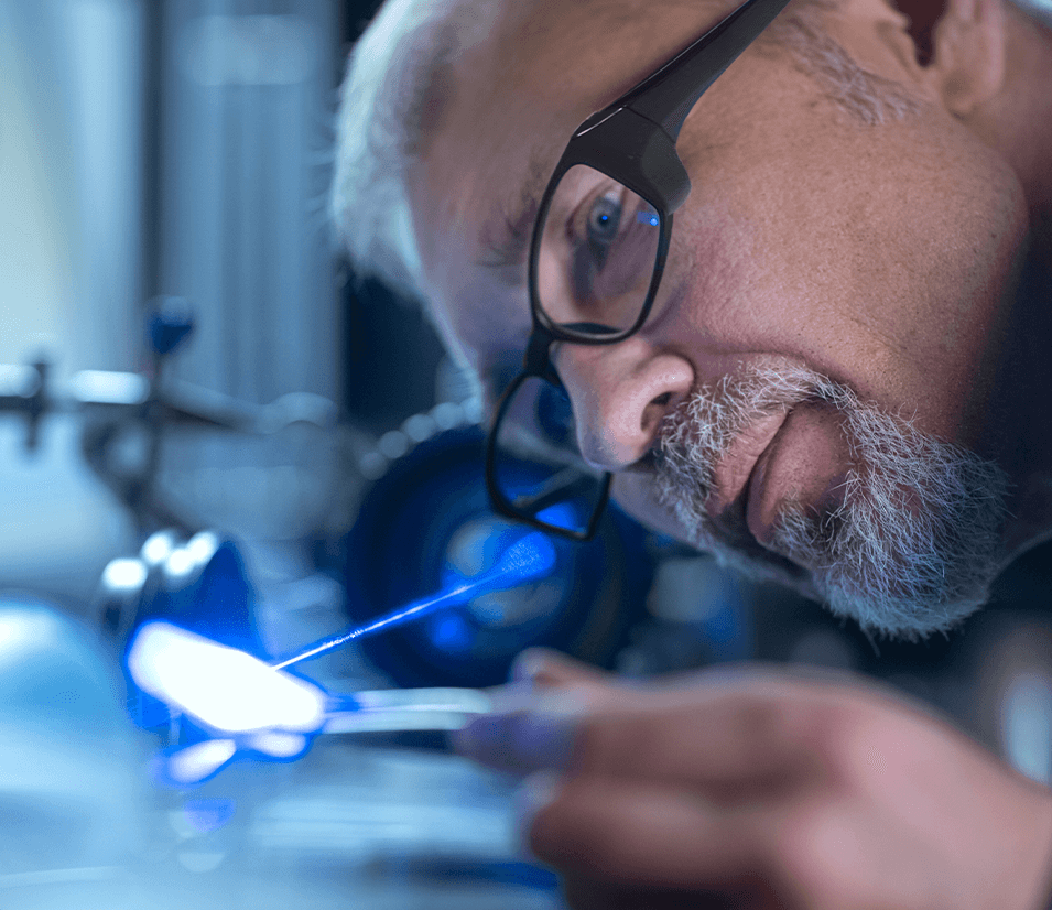 scientist-laser-safety-glasses